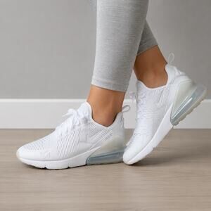 Nike Air Max 270 sneakers in a Triple White / White US 7Y (W8.5)